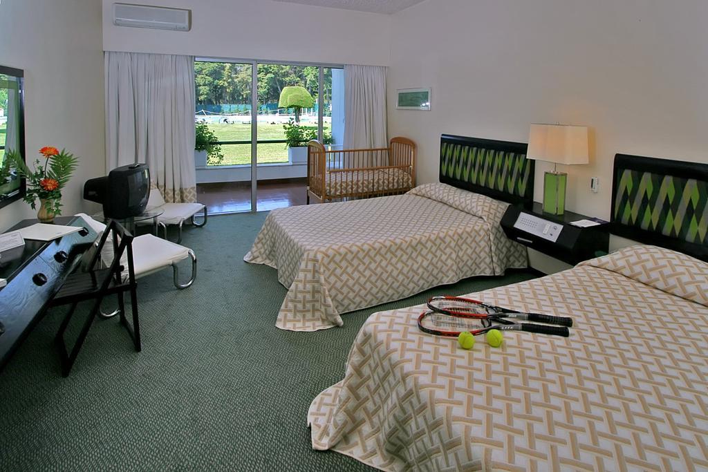 Hotel Atlantis Sintra Estoril Rum bild